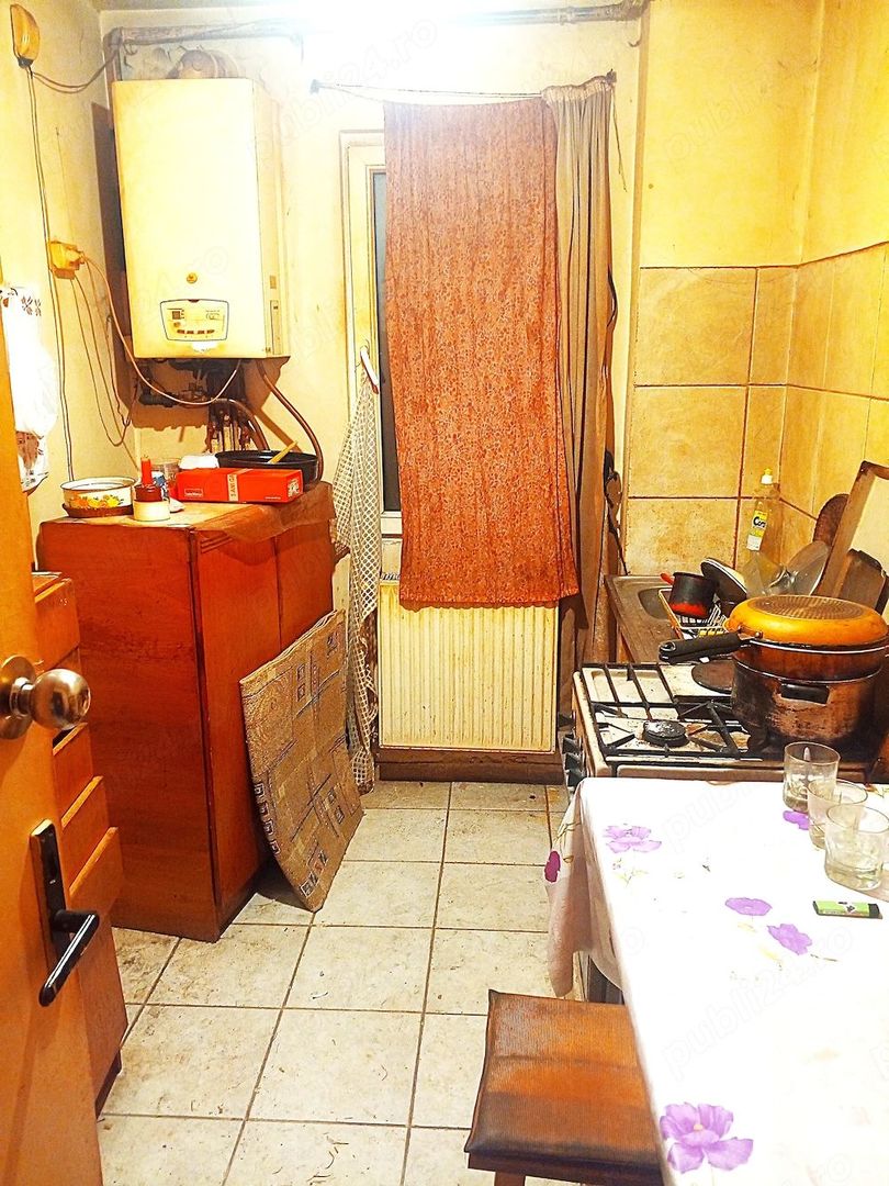 Vand apartament 2 camere,semidecomandate,confort 1,parter,zona B-dul Garii-Brasov - Poză 5