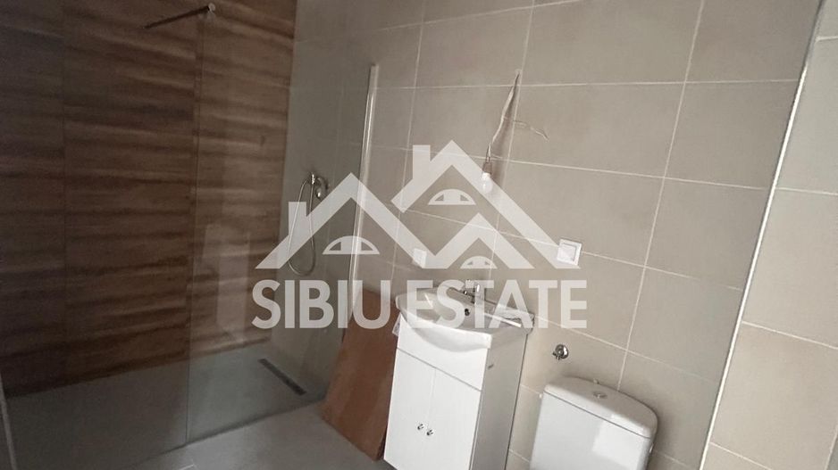 Apartament 3 camere –  Finisat la Cheie , Parcare Inclusă - Poză 5