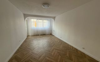 Apartament cu 3 camere – Zona Rogerius, Oradea - Poză 6