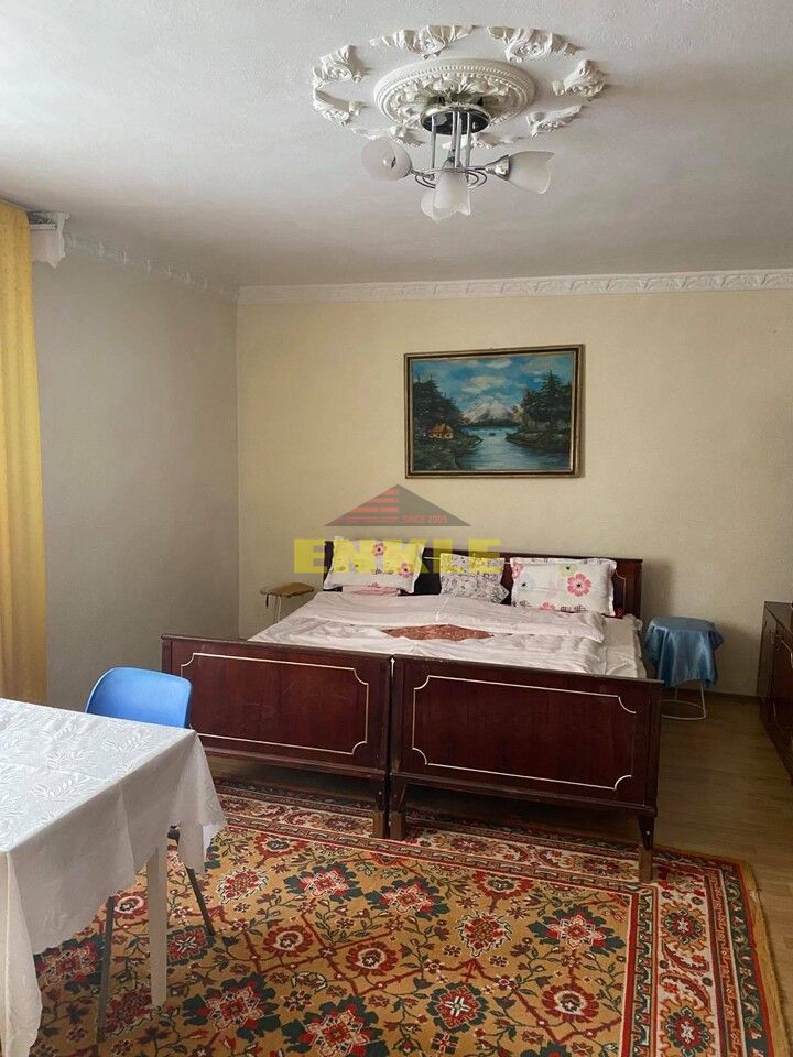 Casa , D+P+1, teren 300 mp, zona Imparat Traian,pret 150000 Euro - Poză 4