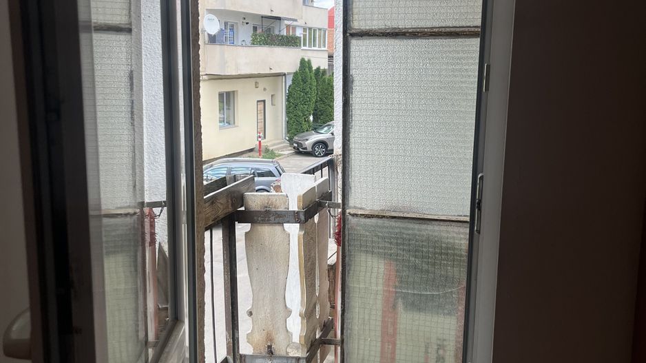 Apartament de închiriat cu 2 camere, în centrul orașului Covasna. - Poză 8