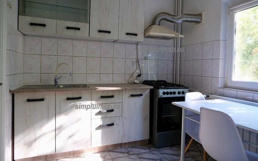 Garsoniera Metrou Brancoveanu 8 min Parc Oraselul Copiilor - Poză 8