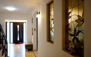 Vila deosebita cu 6 camere, zona Aparatorii Patriei, Sector 4 - Poză 5