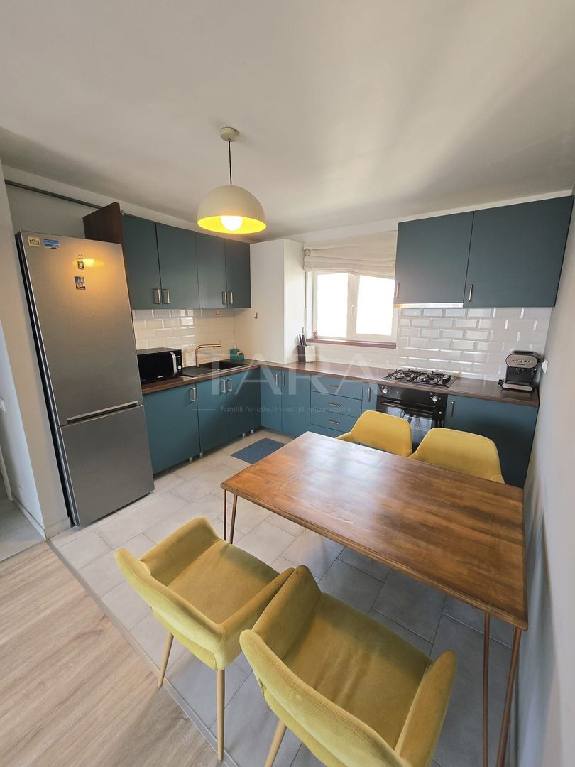 Apartament 3 camere modern cu parcare, zona Terra. - Poză 5