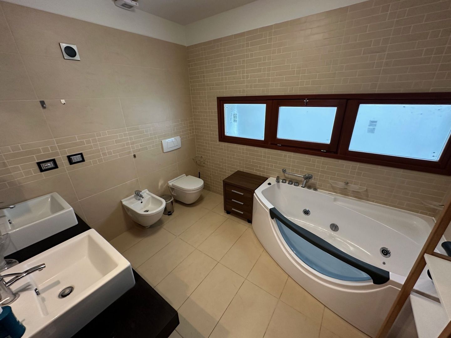 Apartament cu 5 camere în zona Brancoveanu - Poză 18