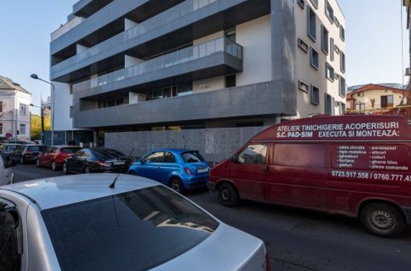 Studio in Vernescu Residence, nou, mobilat si utilat, parcare subterana - Poză 12