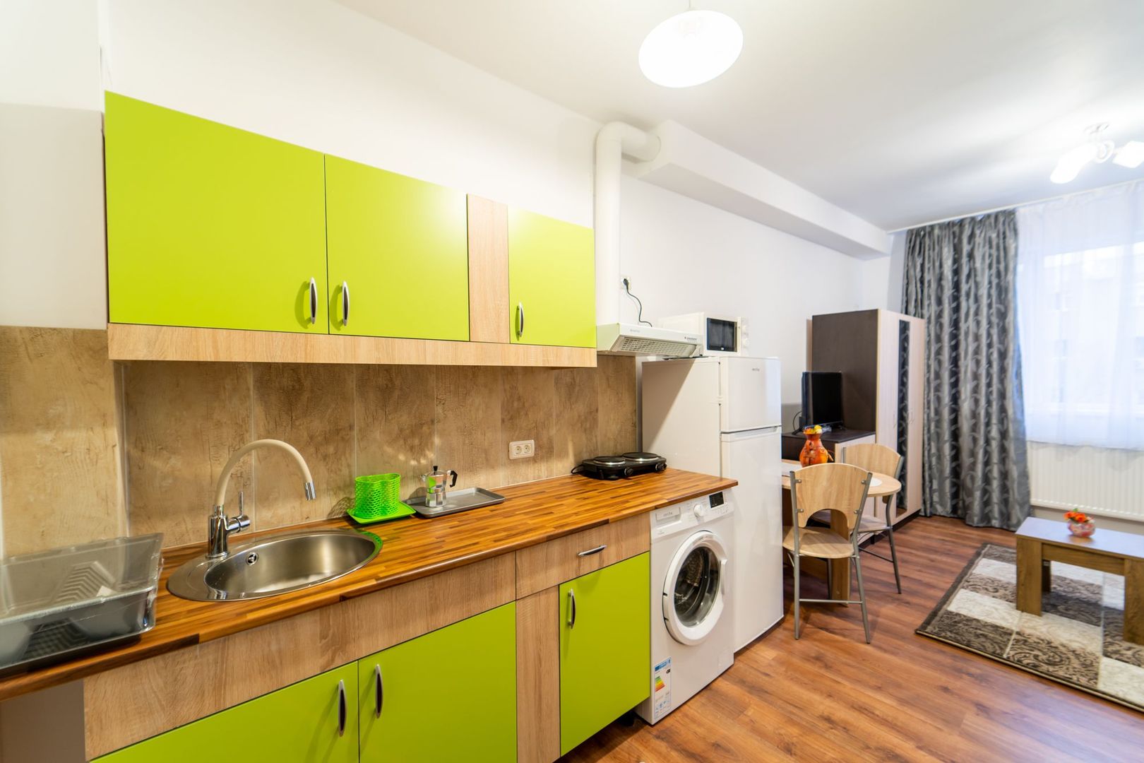 Garsonieră renovată, zona UTA - Poză 4