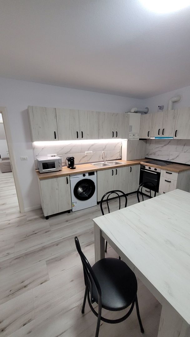 Apartament cu 3 camere situat la casa de inchiriat in Alba Iulia - Poză 6