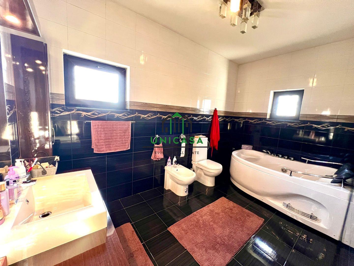 Casa moderna/4 Cam/ Rm valcea - Poză 12