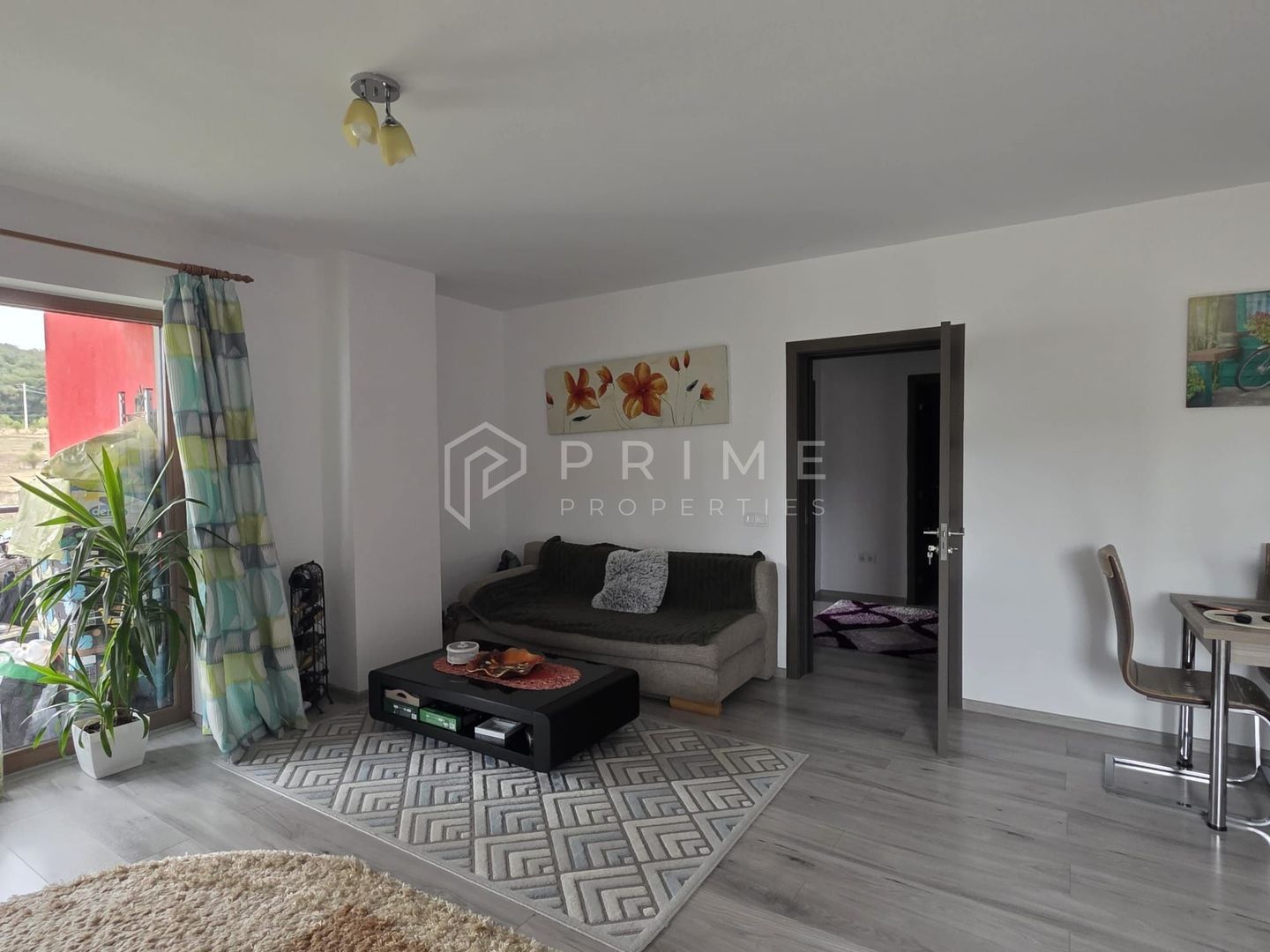 Chirie 2 camere, mobilat modern, etaj1- zona Tudor - Poză 2