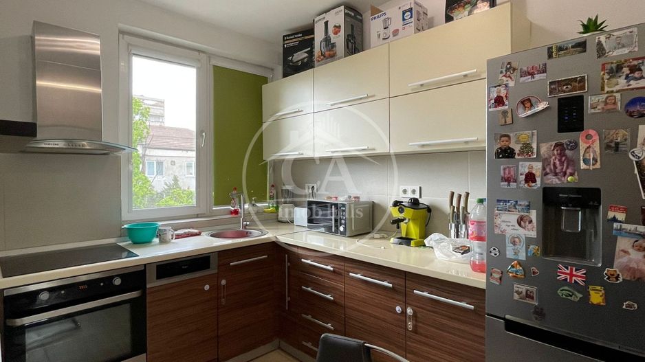 Apartament cu 3 camere de vanzare in zona Decebal, Oradea - Poză 6