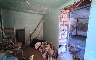 Casa individual cu 1000 mp teren Baciu - Poză 11