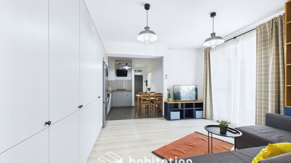 Apartament elegant si vibrant, vedere panoramicǎ ,zona Lipovei- Padure - Poză 4