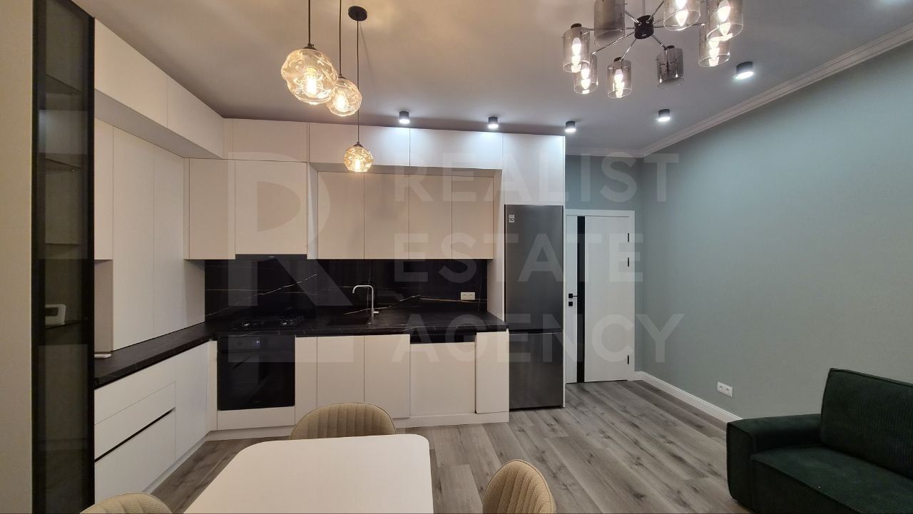 Chirie, apartament, 2 camere, Strada Liviu Deleanu, Buiucani - Poză 1