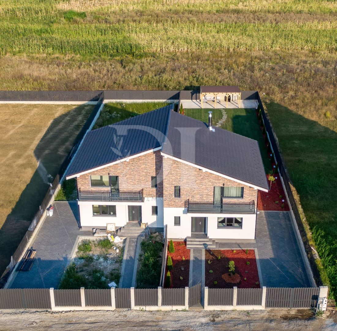 CASĂ CUPLATĂ TIP DUPLEX DE VÂNZARE ÎN JUCU, CLUJ - Poză 2