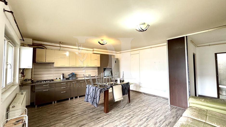 Apartament trei camere / Zona BMW - Poză 2