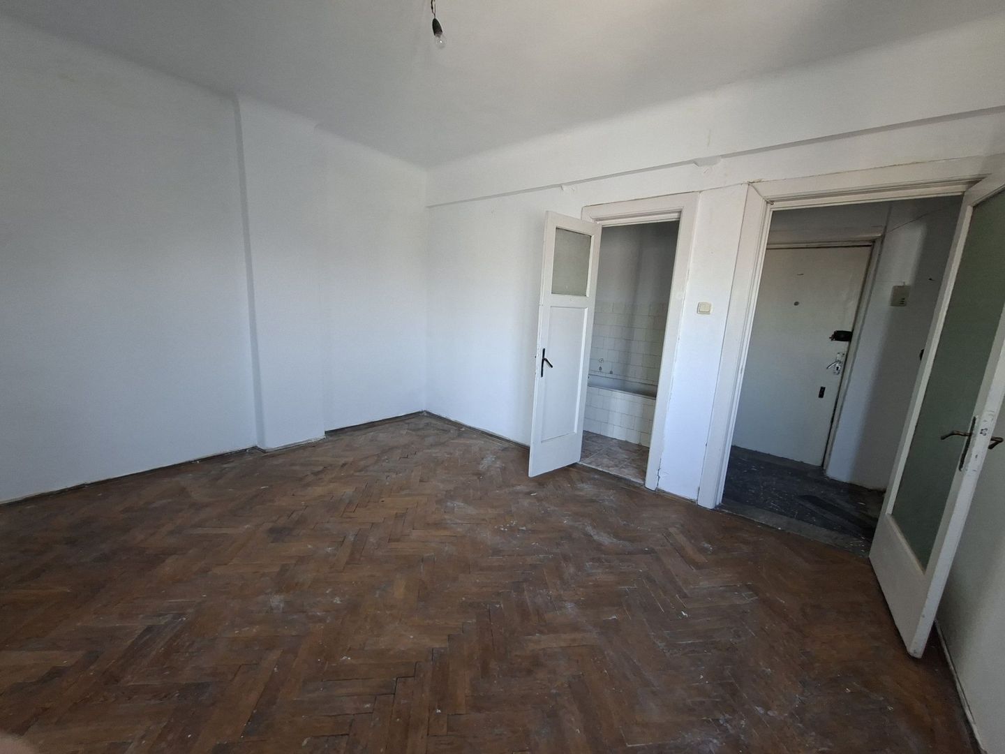 Apartament 2 camere Calea Calarasilor Piata Muncii. - Poză 2
