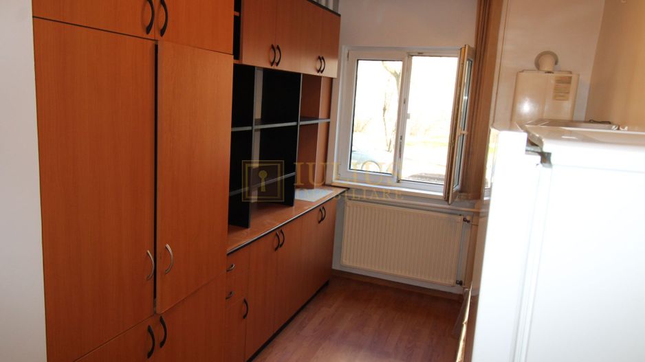 2 camere, Medicina, centrala proprie, ideal pentru studenti, familie, cuplu - Poză 5