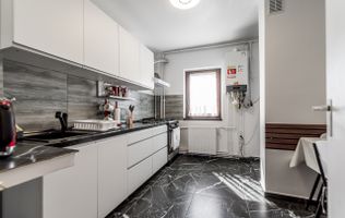 Apartament renovat cu 2 camere Micalaca etaj 3 Comision 0