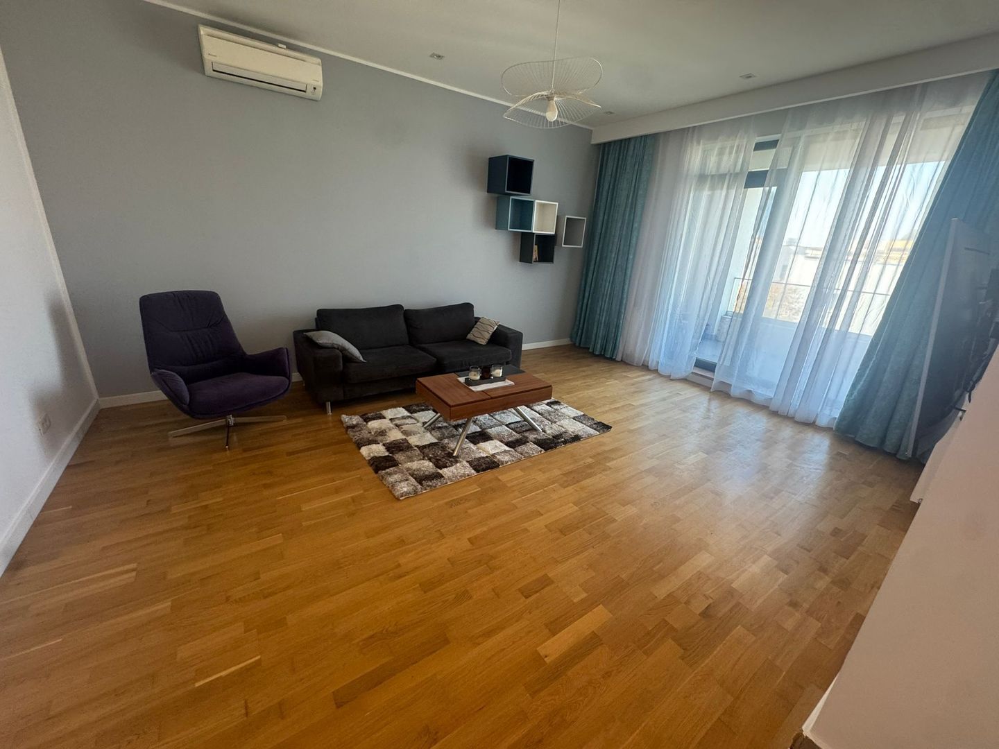 Apartament 2 camere de inchiriat Aviatiei Bloc Nou parcare centrala - Poză 4