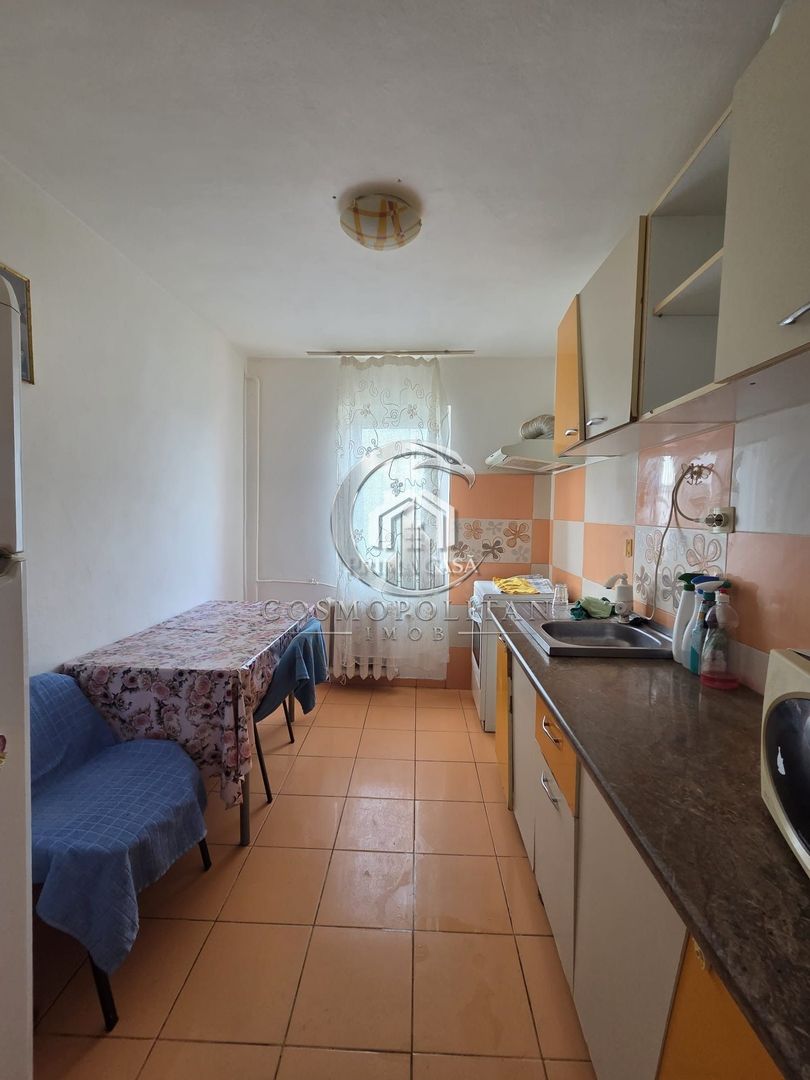 Apartament cu 3 camere ~ zona Crang/Stadion ~ etaj 4din4 ~ mobilat/utilat - Poză 4