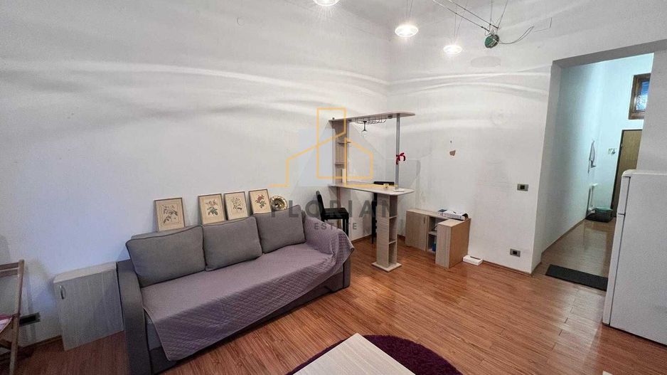 Apartament de vanzare in Piata Victoriei, 87.000 euro - Poză 3