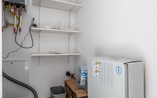 Spatiu birou 75mp + balcon | 3 camere | 2 bai | bucatarie | Cipariu - Poză 11