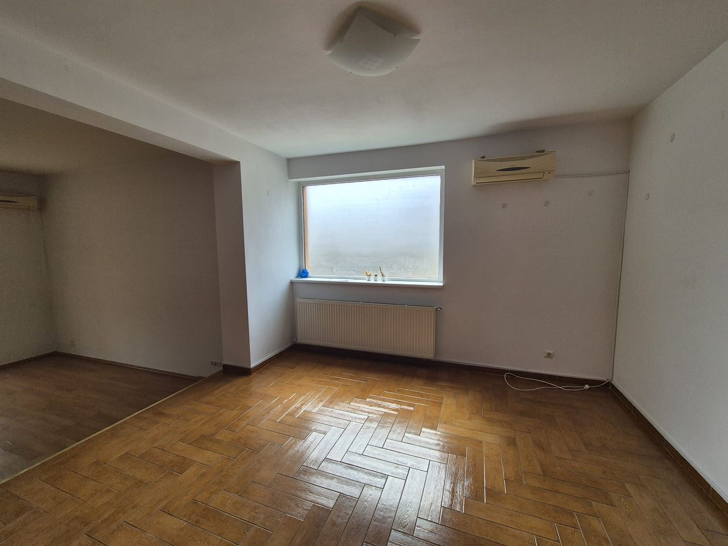 Inchiriere vila 5 dormitoare S+P+E+M | 300 mp utili Erou Iancu Nicolae - Poză 10