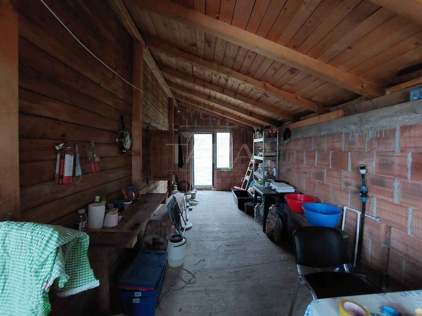 Casa de vanzare in Campenesti. - Poză 1