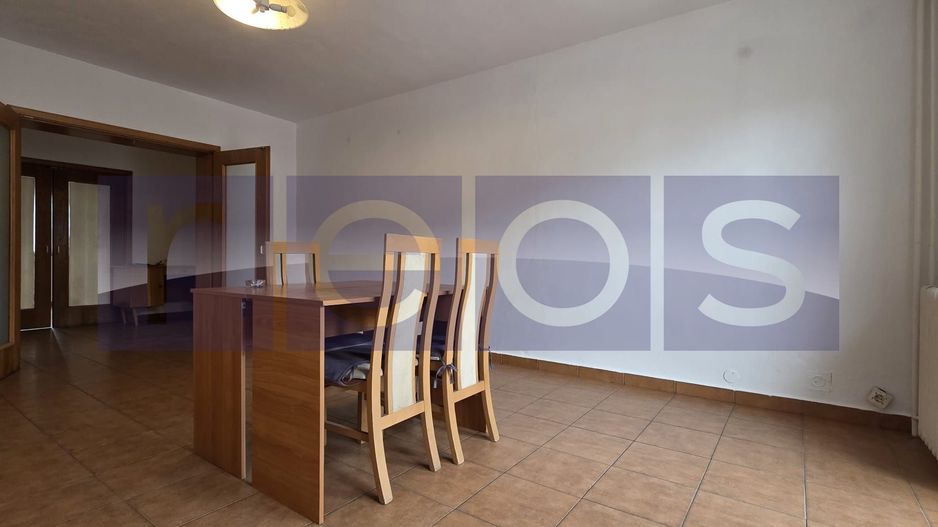 VANZARE 5 CAMERE DECOMANDAT -UNIRII -FANTANI - Poză 1