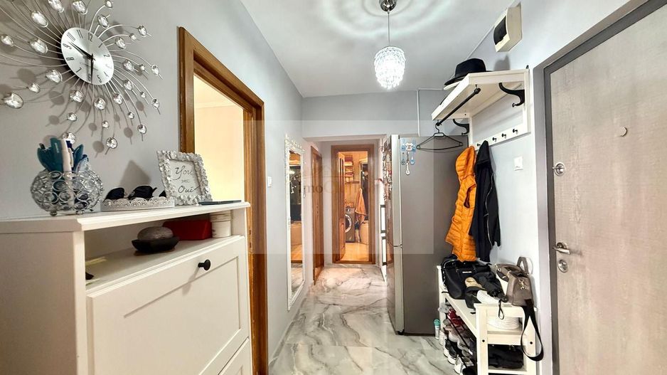 Apartament 2 camere de vânzare – etaj intermediar, garaj – Zona Mărășt - Poză 9