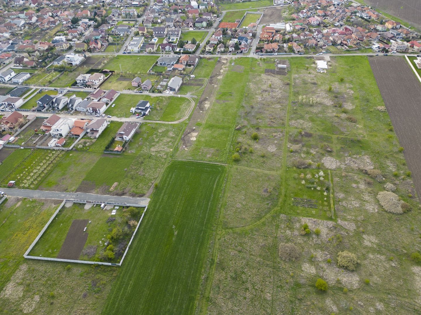 Teren intravilan în cartier nou zona Grădiște - Poză 3