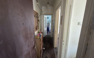 Apartament sic intr-un bloc vila interbelica - Poză 7