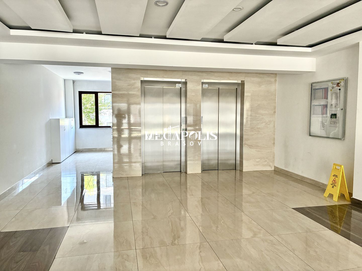 2 Camere / Decomandat / Isaran / 71mp +10mp - Poză 21