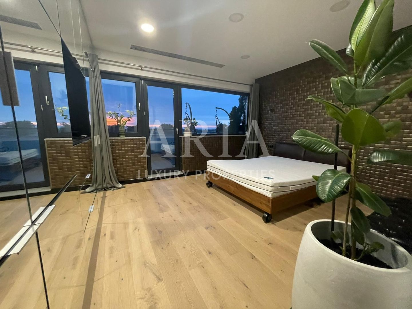 Penthouse superb - Herastrau - perfect city view - Poză 8