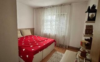 Apartament 2 camere deomandat | Zona Lunei - Poză 4
