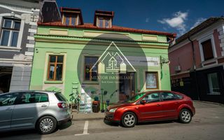 Magazin LA CHEIE pe Str Corso - Poză 2