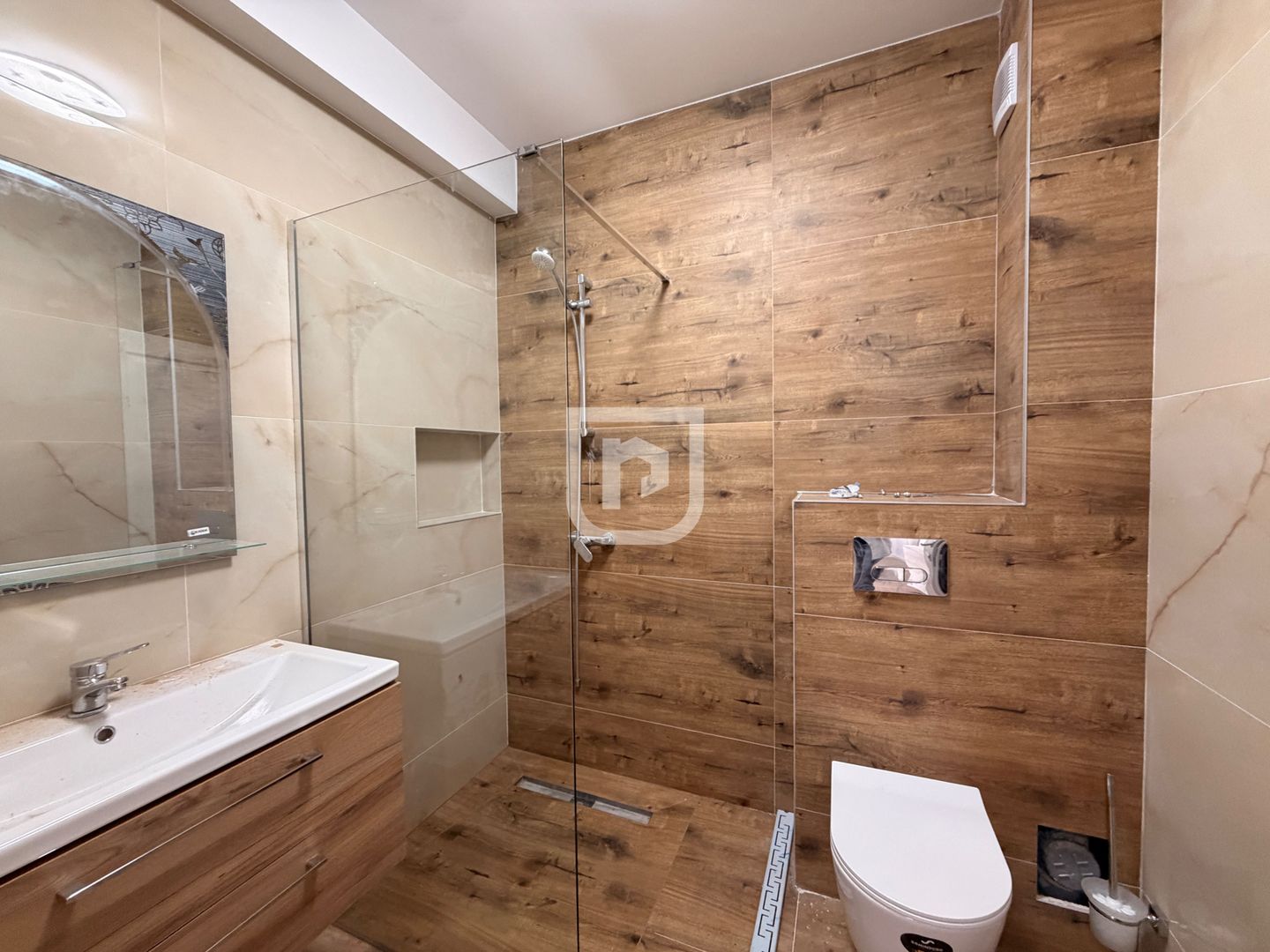 Apartament 3 camere parter | de inchiriat | Arinis - Poză 3