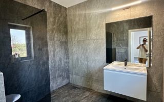 Vanzare vila 4 camere in Domnesti - Poză 7
