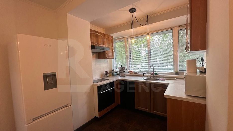 Chirie, apartament, 2 camere, Strada Alexandru cel Bun, Rîșcani - Poză 3