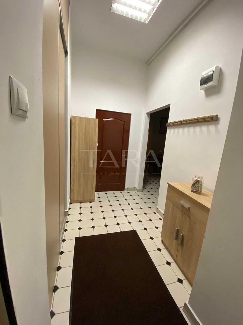 Apartament ultracentral în clădire istorică - Poză 4