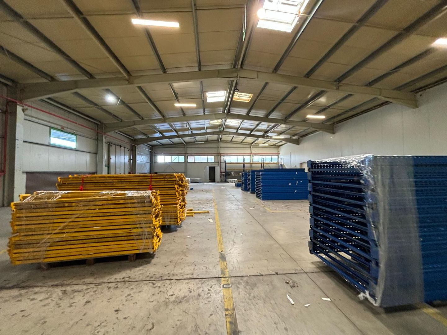 Hala 5000 mp dotata pentru productie si depozitare ISU categoria D - Poză 23