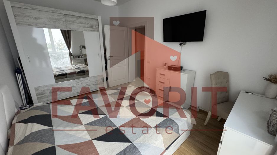 Apartament cu gradina si 2 locuri de parcare in Dumbravita - Poză 6