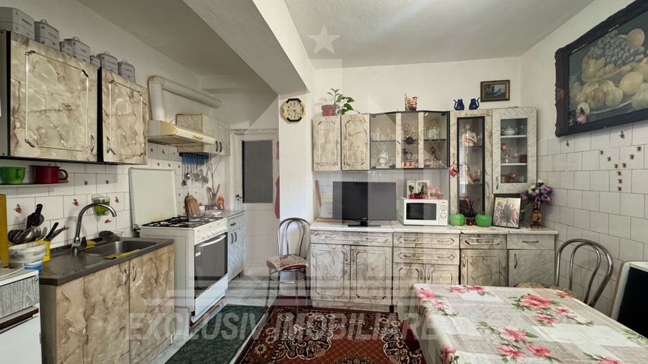 Casa individuala de vanzare, Centru - Poză 3