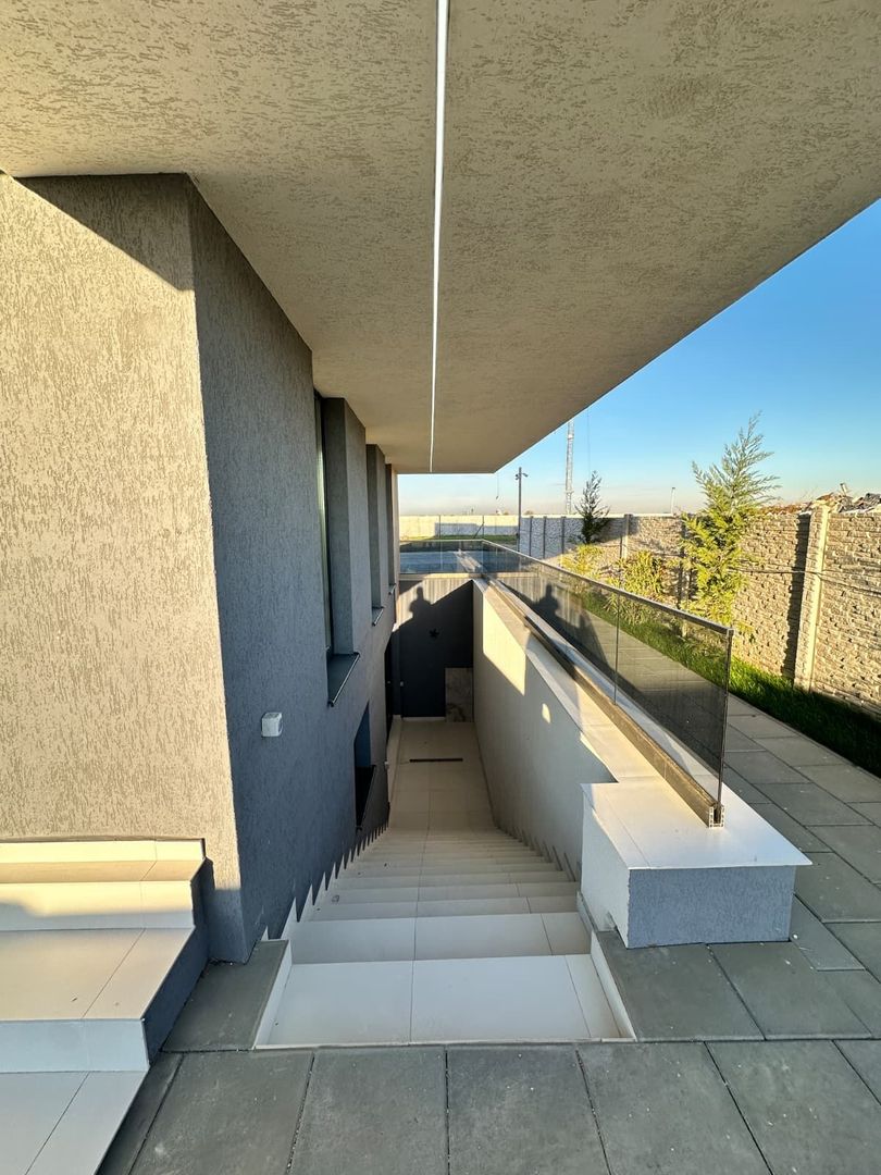 CASE INDIVIDUALE DOMNESTI - 6 CAMERE, GARAJ, PANOURI SOLARE, COMIS 0% - Poză 15