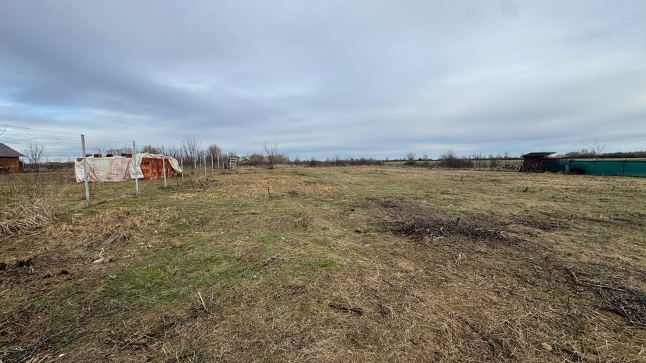 COMISION 0 | Teren intravilan | 687 + 632 mp | Giroc - Poză 3