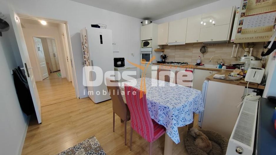 VOROVEȘTI - Casă individuală P+POD + 573 mp teren - Poză 12