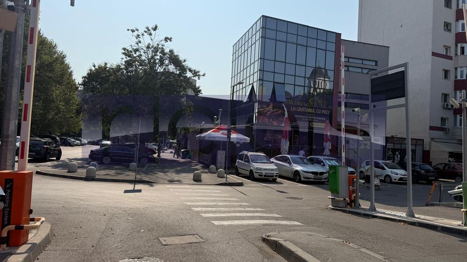 Oportunitare de vanzare spatiu comercial stradal randament 8.2% - Poză 1