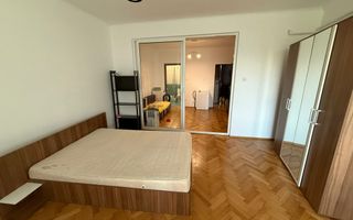 VANZARE Garsoniera in zona Unirii - Poză 4