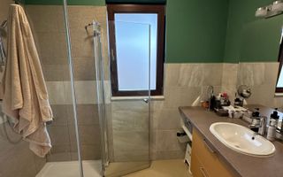 Duplex cu 5 camere de vanzare  în zona Aradului - Poză 26